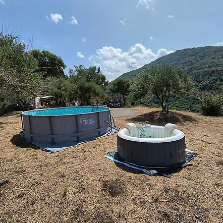 L'Antica Quercia B&B Castell'Umberto Eksteriør billede