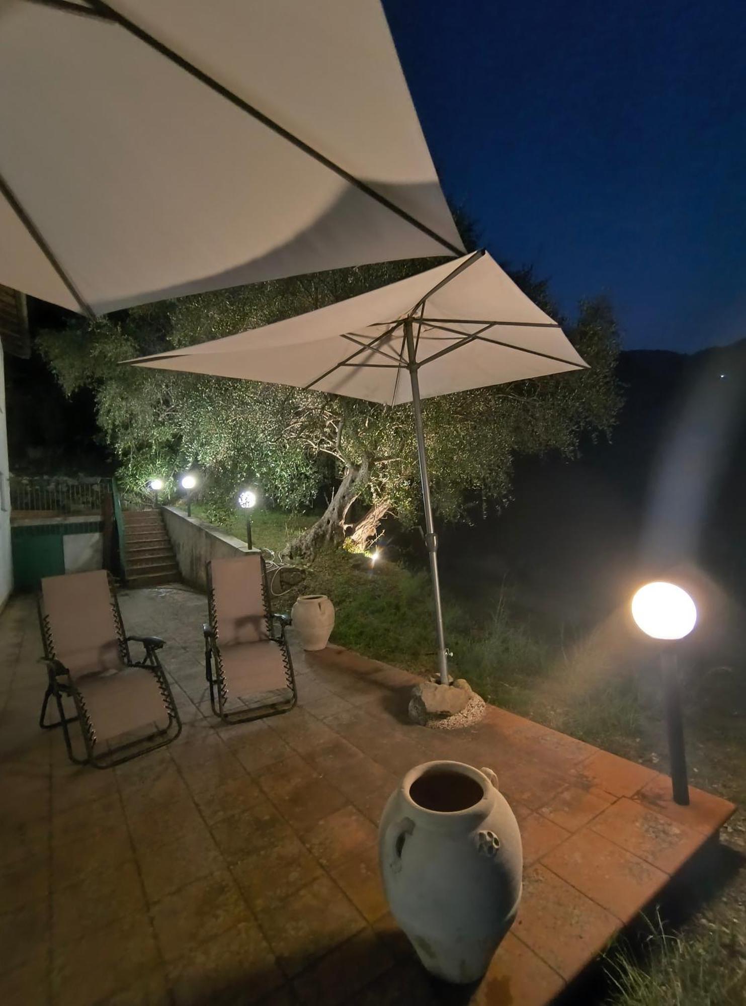 L'Antica Quercia B&B Castell'Umberto Eksteriør billede